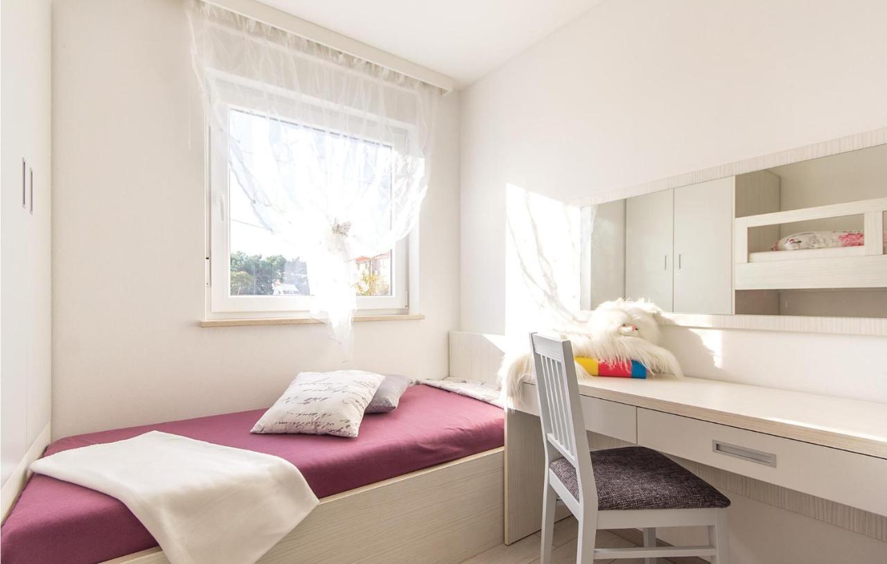 Lovely Apartment In Medulin With Kitchen Luaran gambar